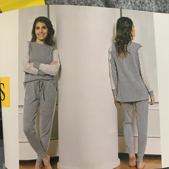 Pj/Lounge set with lace trim ,soft and comfortable - Picture 2 of 14